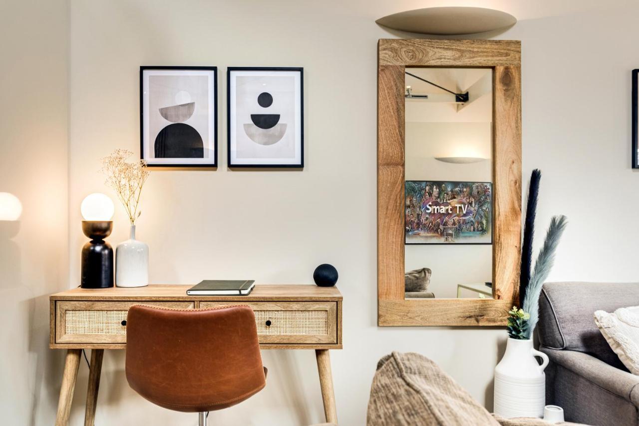 The Rafters - 2 Bedroom Apartment - Central Location - Vibrant Atmosphere 캔터베리 외부 사진