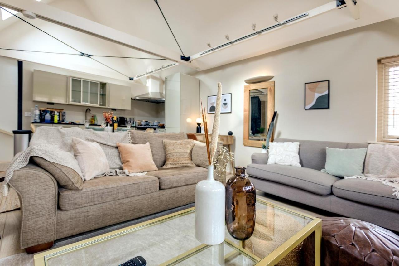 The Rafters - 2 Bedroom Apartment - Central Location - Vibrant Atmosphere 캔터베리 외부 사진