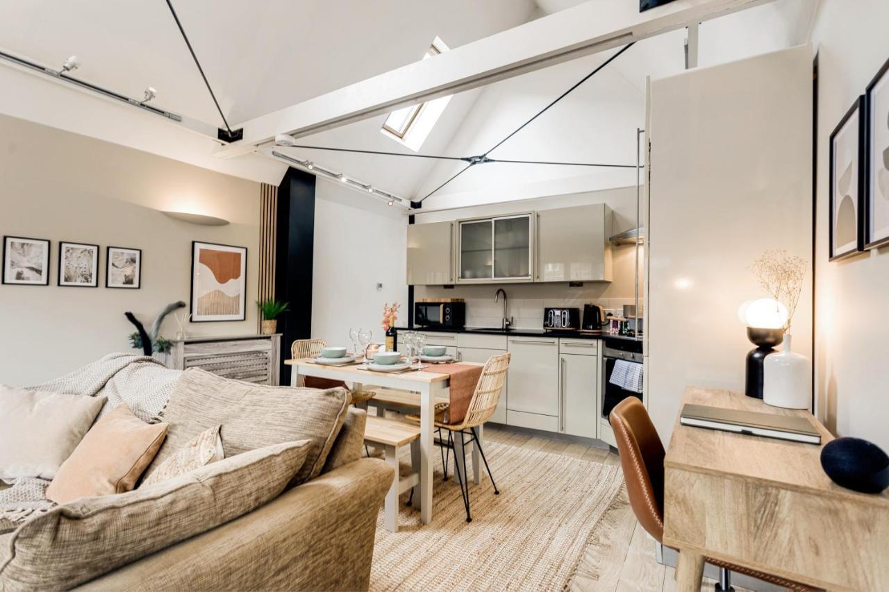 The Rafters - 2 Bedroom Apartment - Central Location - Vibrant Atmosphere 캔터베리 외부 사진